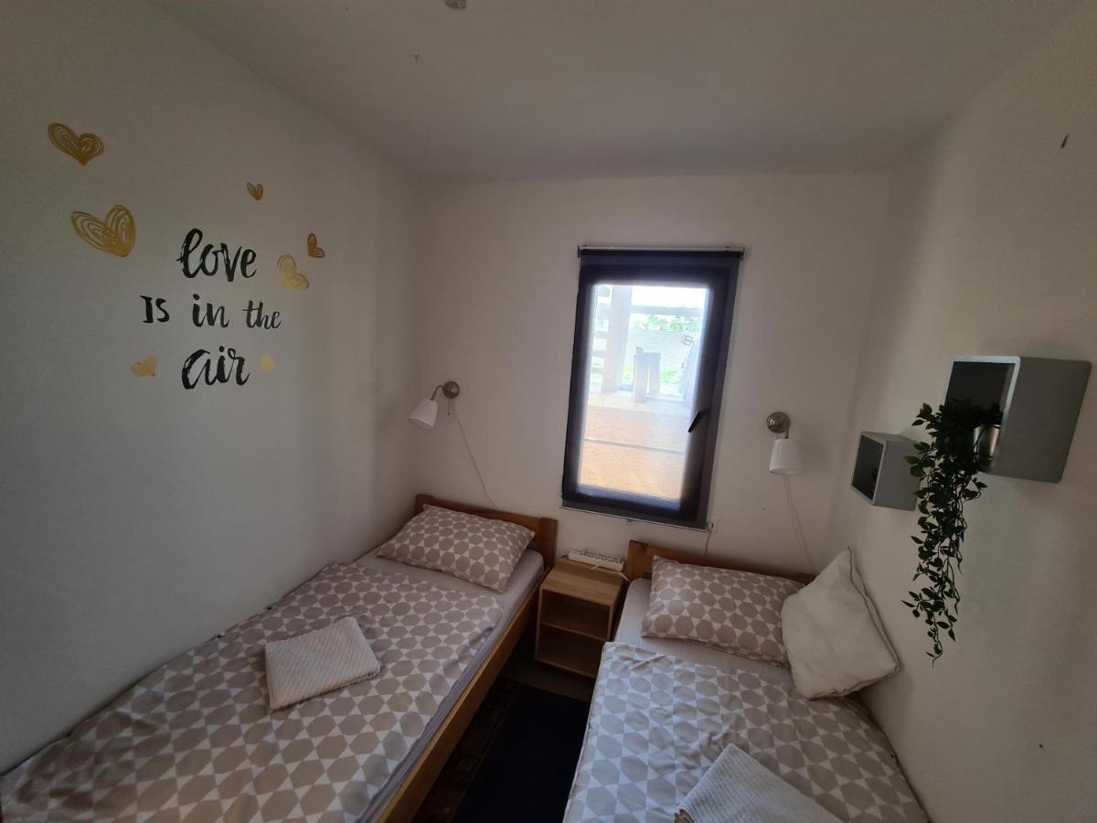 Apartmani Bellevue Vir Ngoại thất bức ảnh